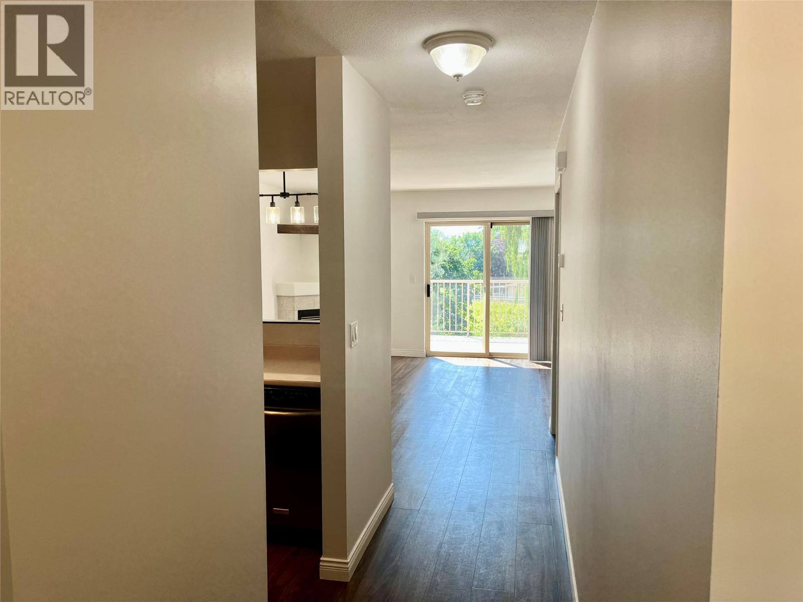 #304 1607 43 Avenue Lot# SL 10 - Image 9