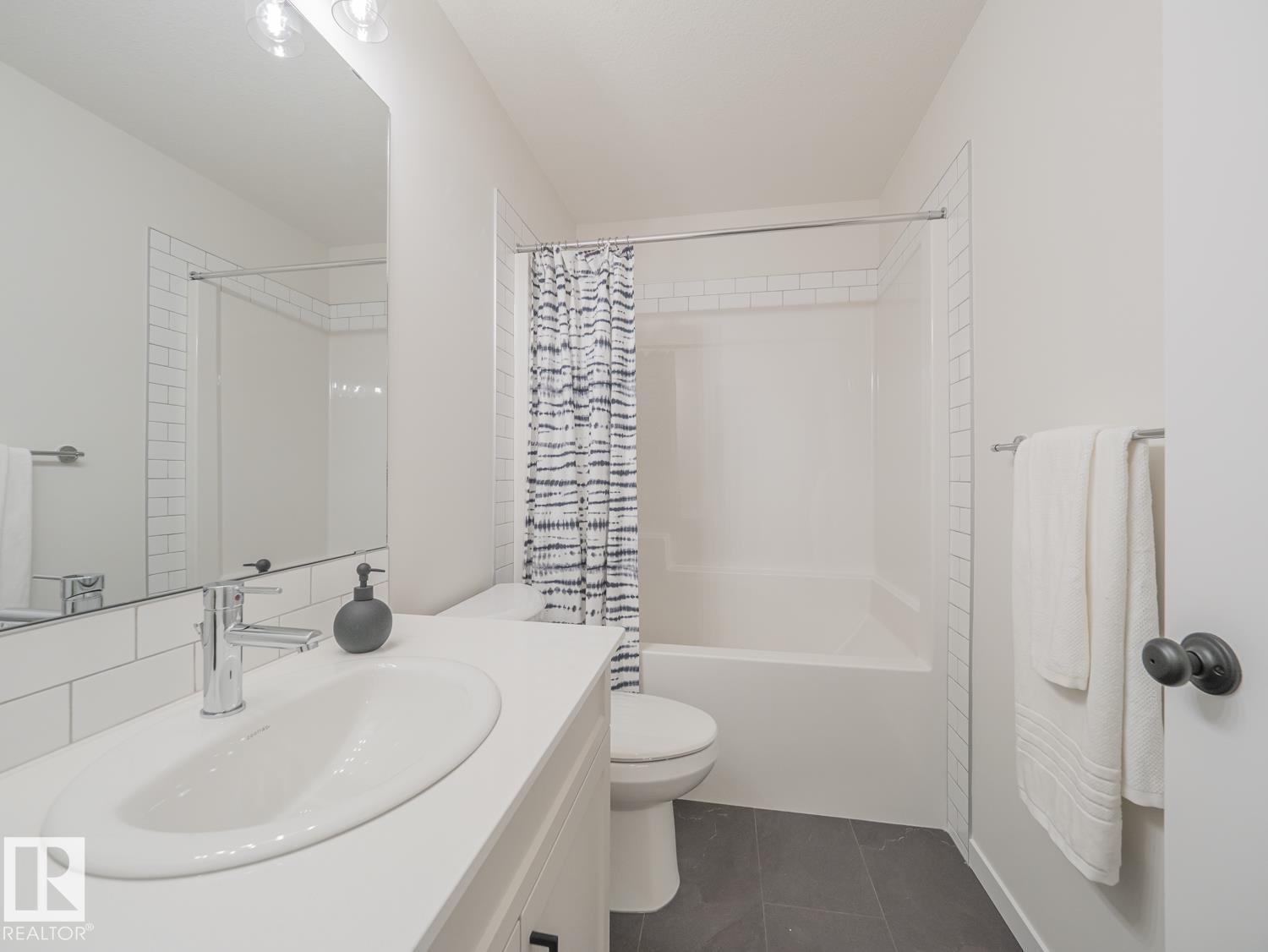 17735 7 ST NE - 28