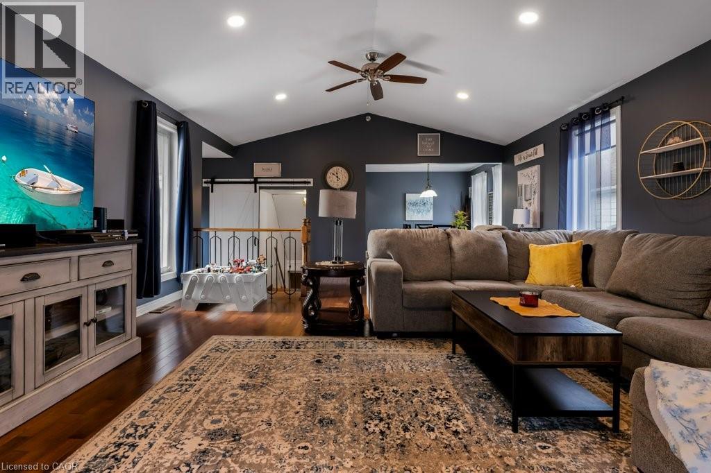 6782 DORCHESTER Road - Image 19