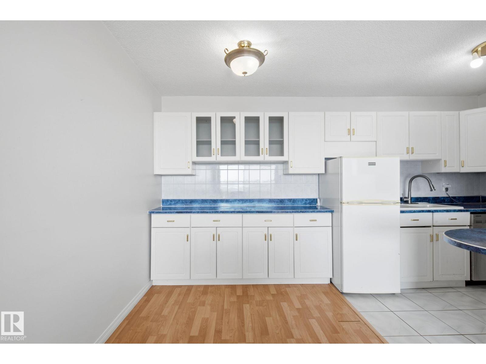 #1413 13910 STONY PLAIN RD NW - 41