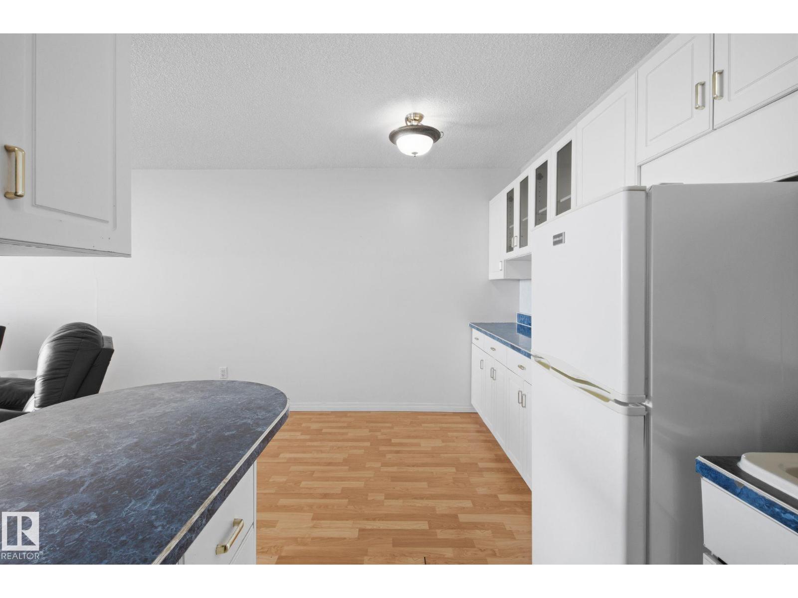 #1413 13910 STONY PLAIN RD NW - Image 47
