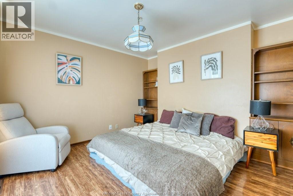 3277 DOMINION - 6