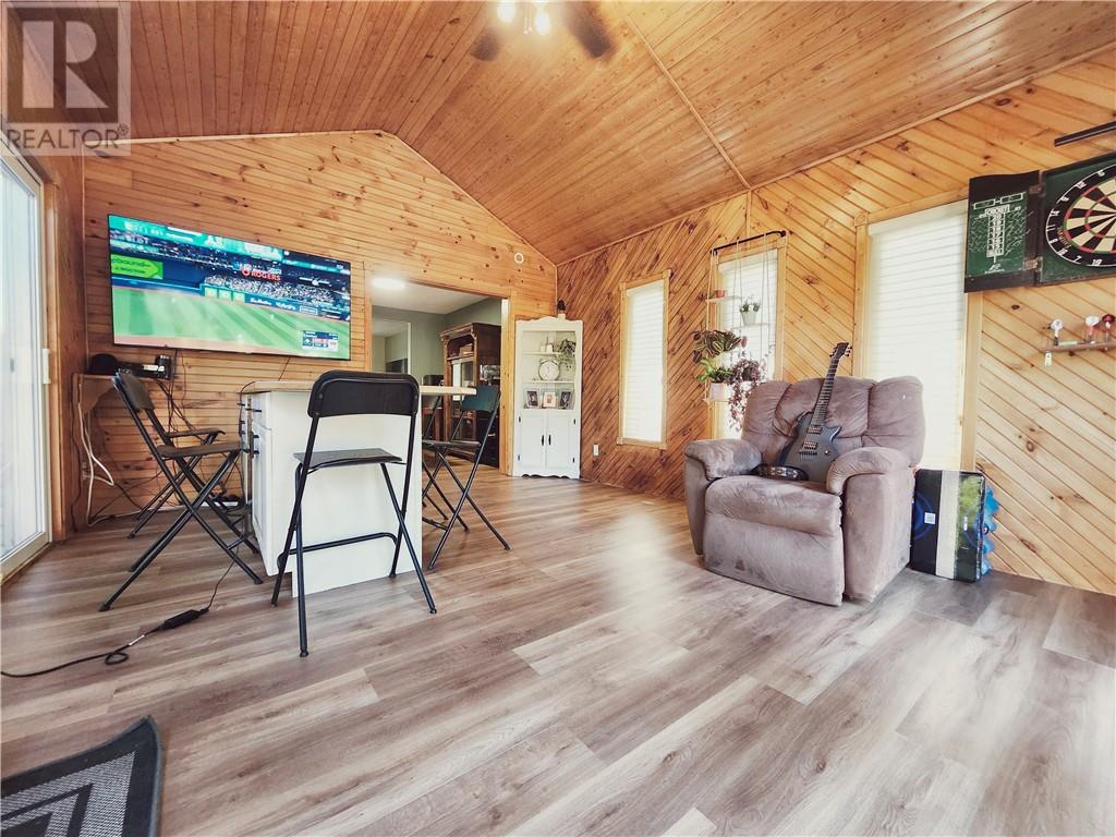 155 Ridgemount Avenue - 10