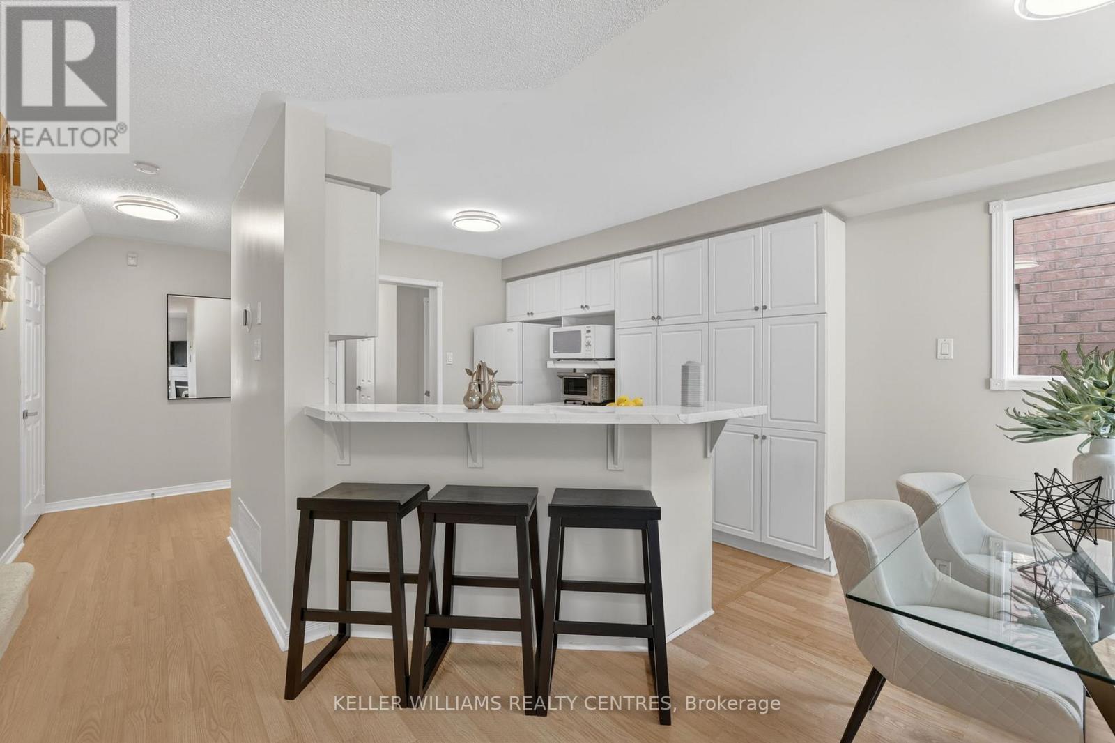 120 WOODROOF CRESCENT - Image 11