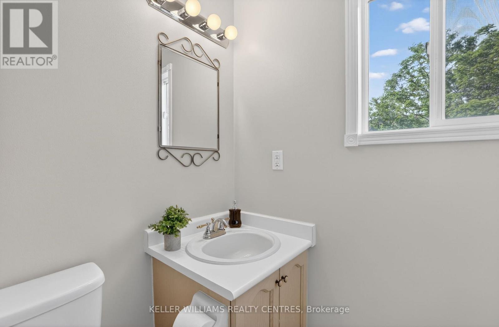 120 WOODROOF CRESCENT - Image 32