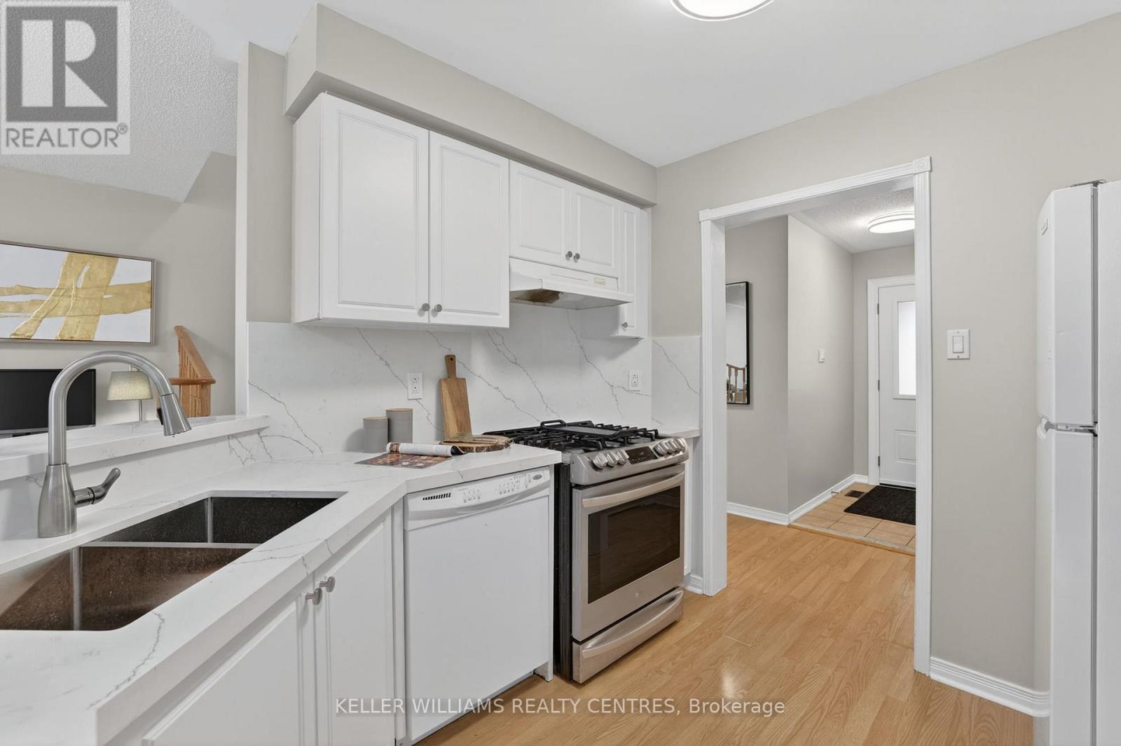 120 WOODROOF CRESCENT - Image 9
