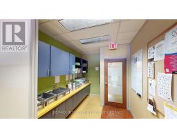 504 - 49 Place D' Armes, Kingston, ON K7K6E1 Photo 11