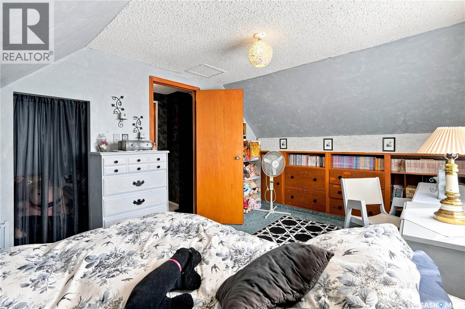1229 Willow AVENUE - Image 29