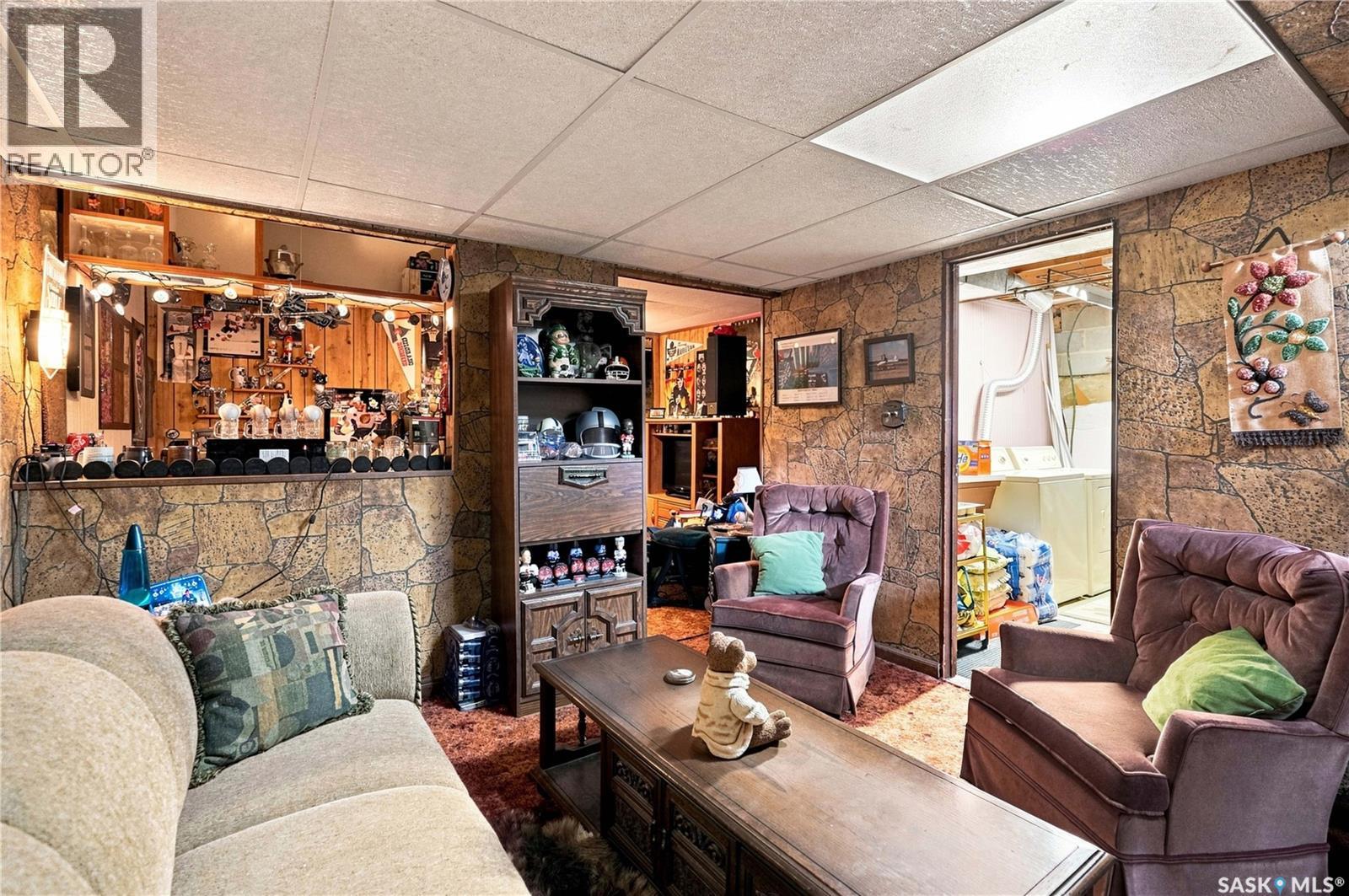 1229 Willow AVENUE - 32