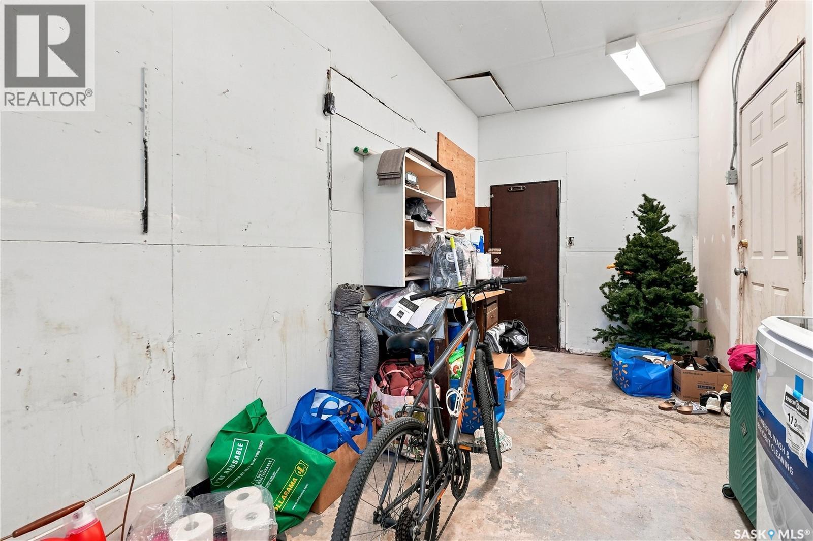 1020 Warner STREET - Image 56