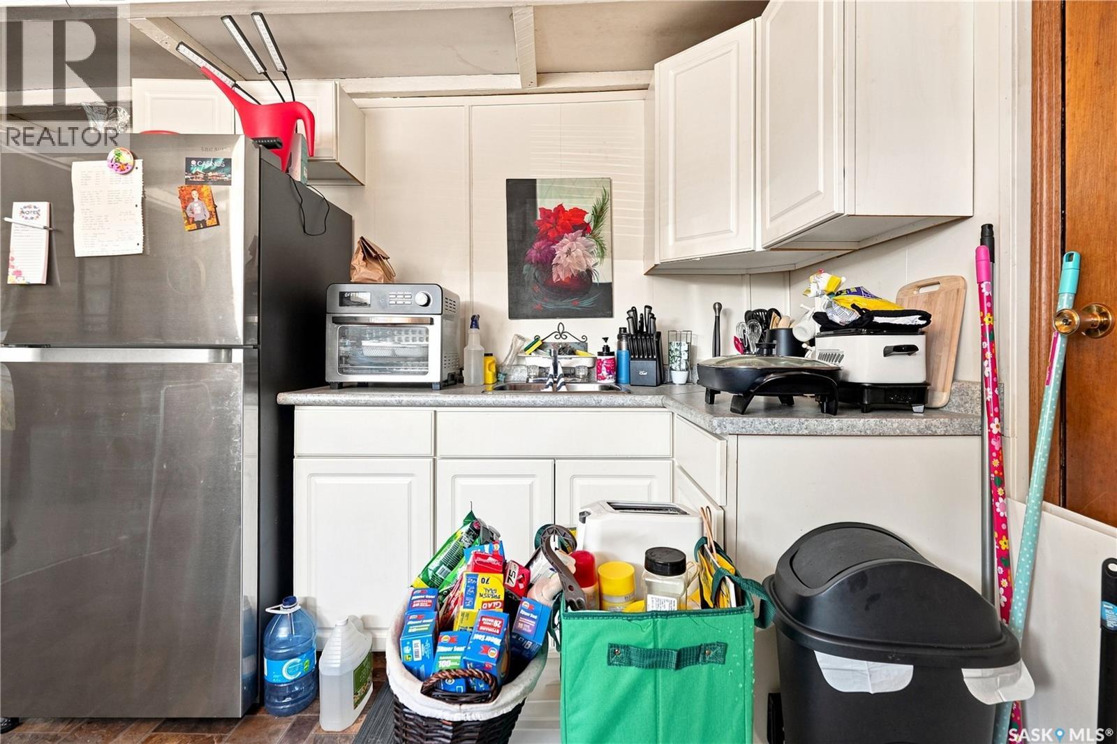 1020 Warner STREET - Image 6