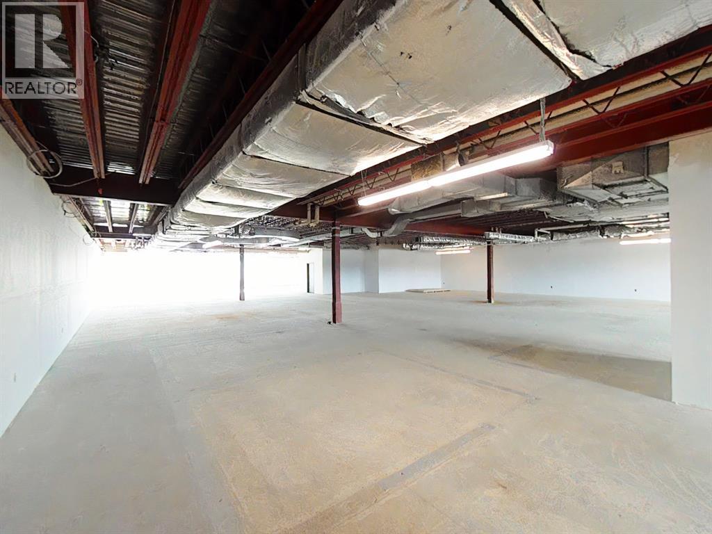 4822 50 Street, Red Deer — property photo 10