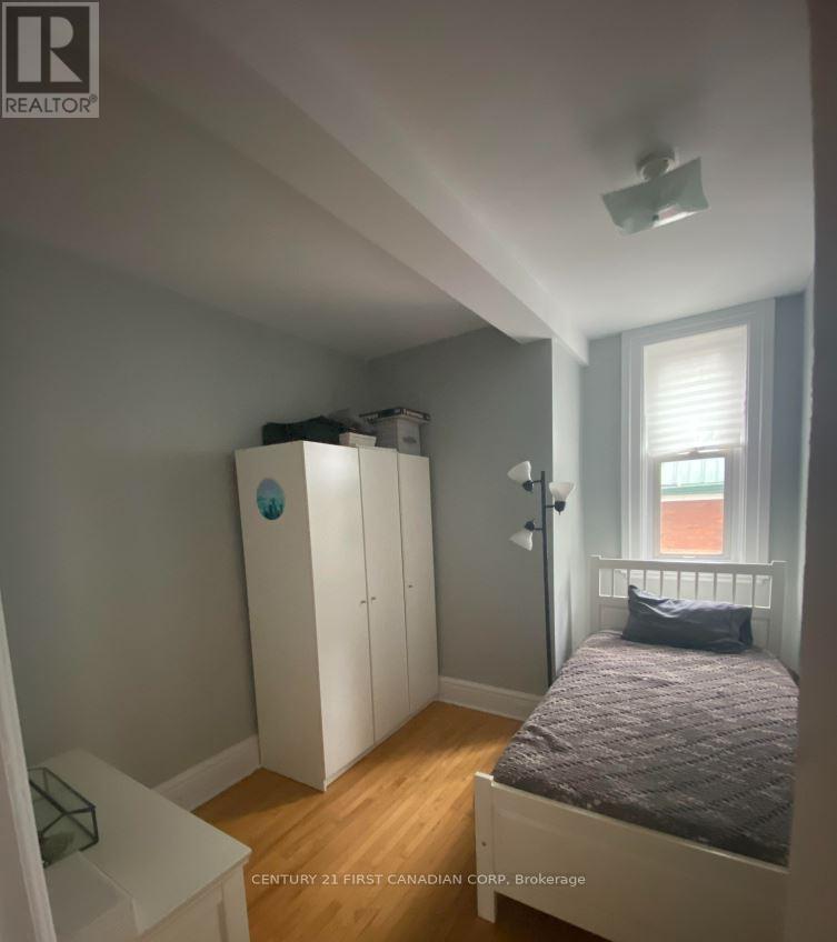281 HILL STREET - Image 10