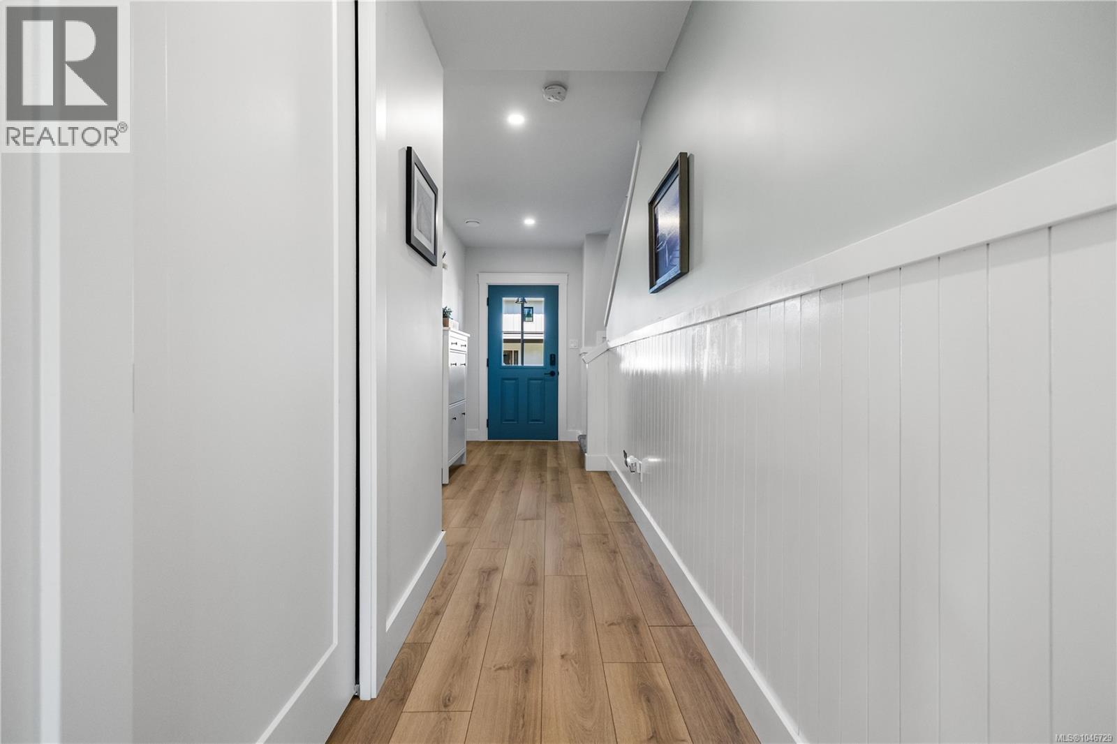#4 1090 Evergreen Rd - 18