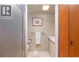 3107 Quadra St, Victoria, BC V8X1E9 Photo 89