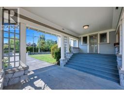3107 Quadra St, Victoria, BC V8X1E9 Photo 95