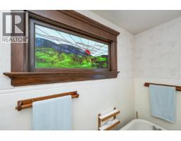 3107 Quadra St, Victoria, BC V8X1E9 Photo 68