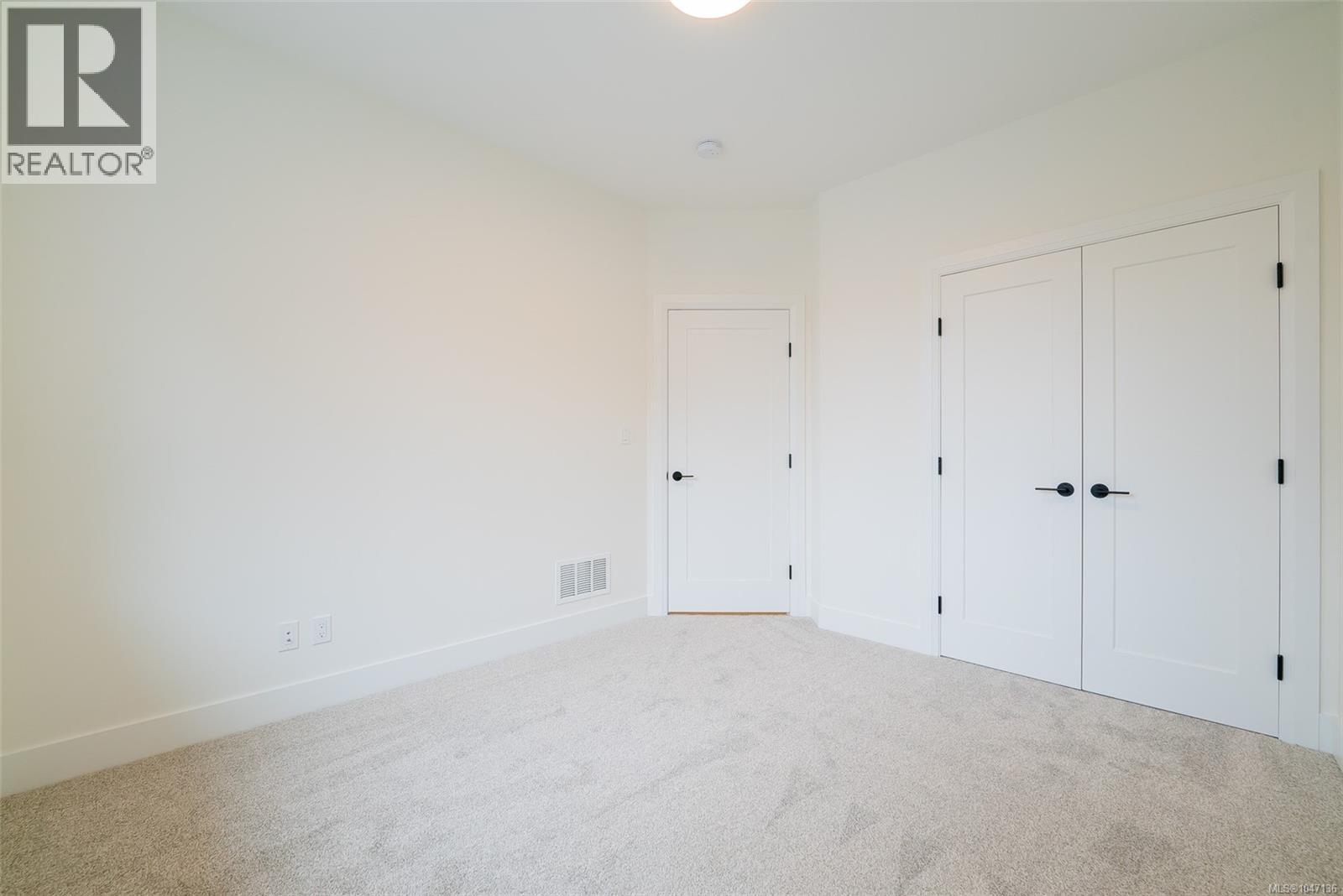 111 Raven Way - Image 18