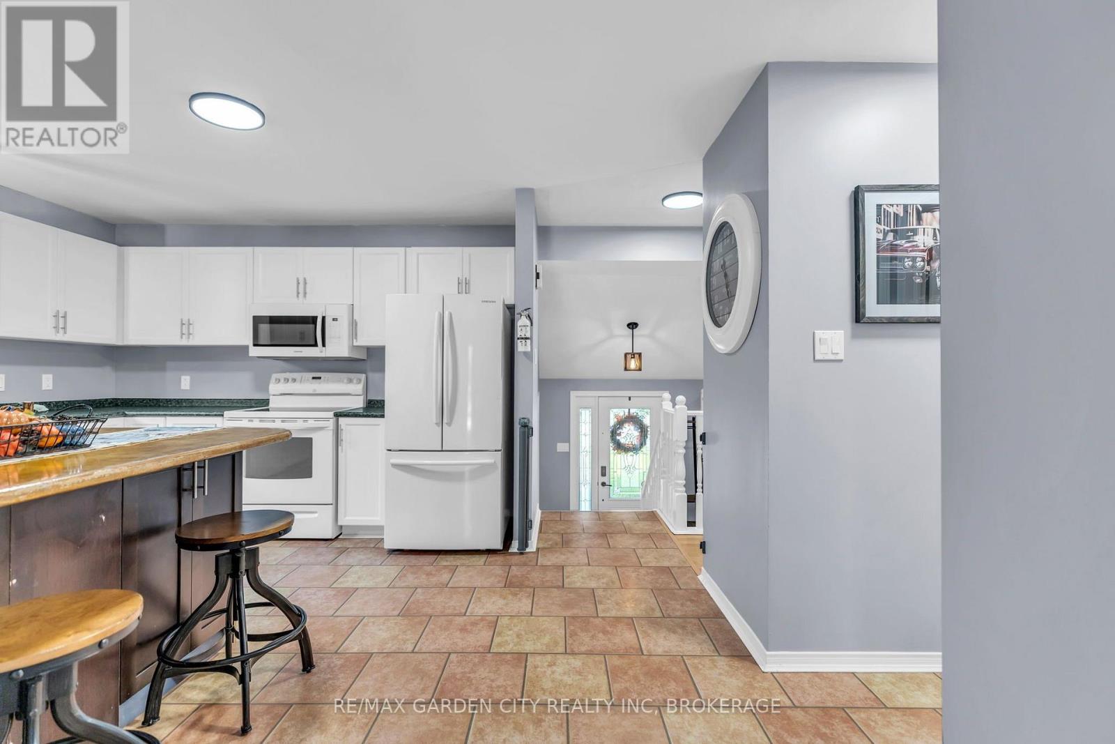 80 BECKETT BOULEVARD - 11