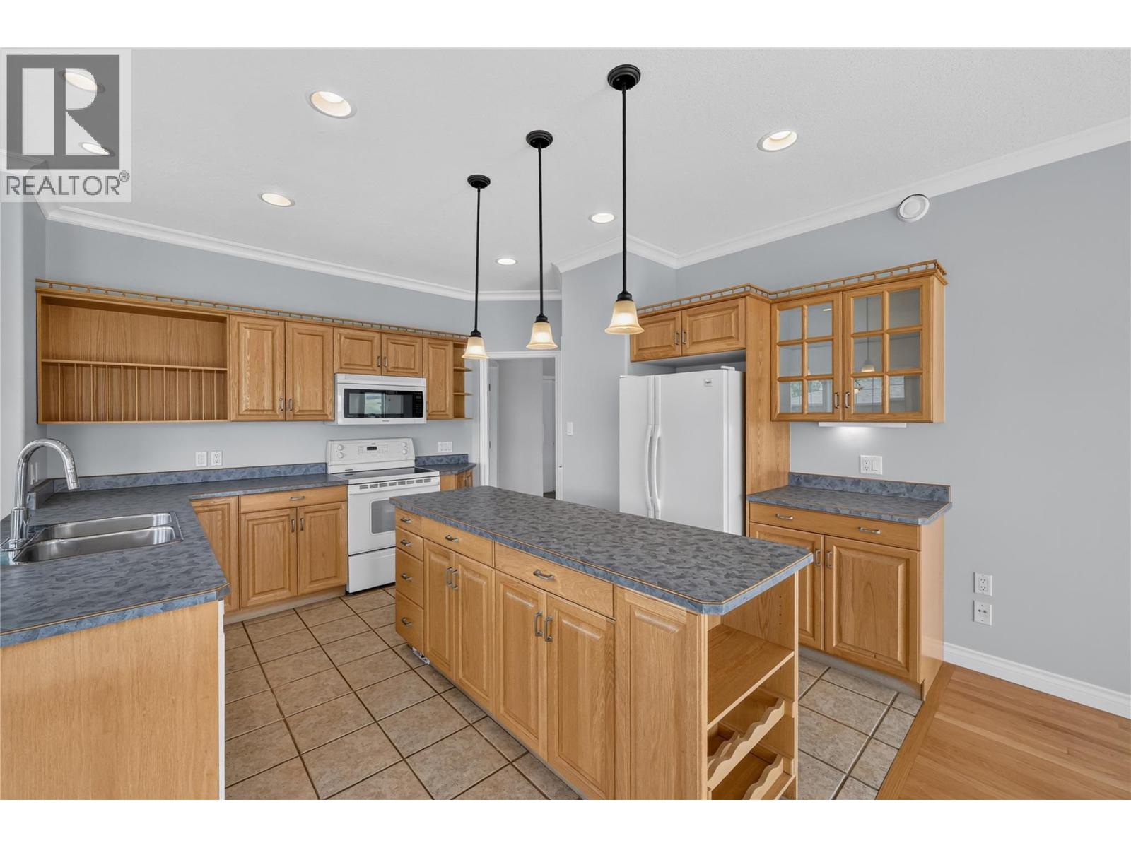 7083 Jasper Drive - 10