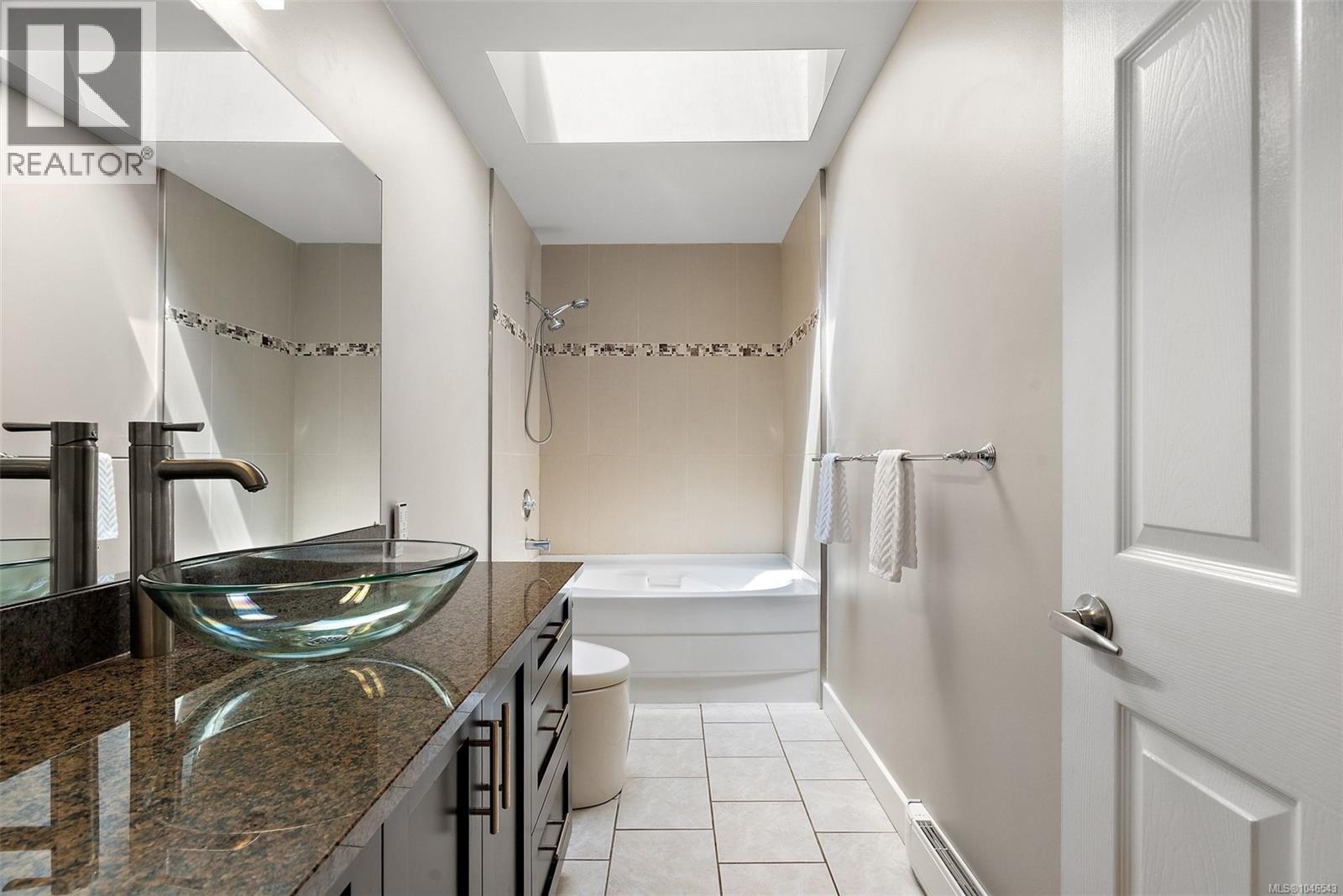 #302 7143 West Saanich Rd - Image 20