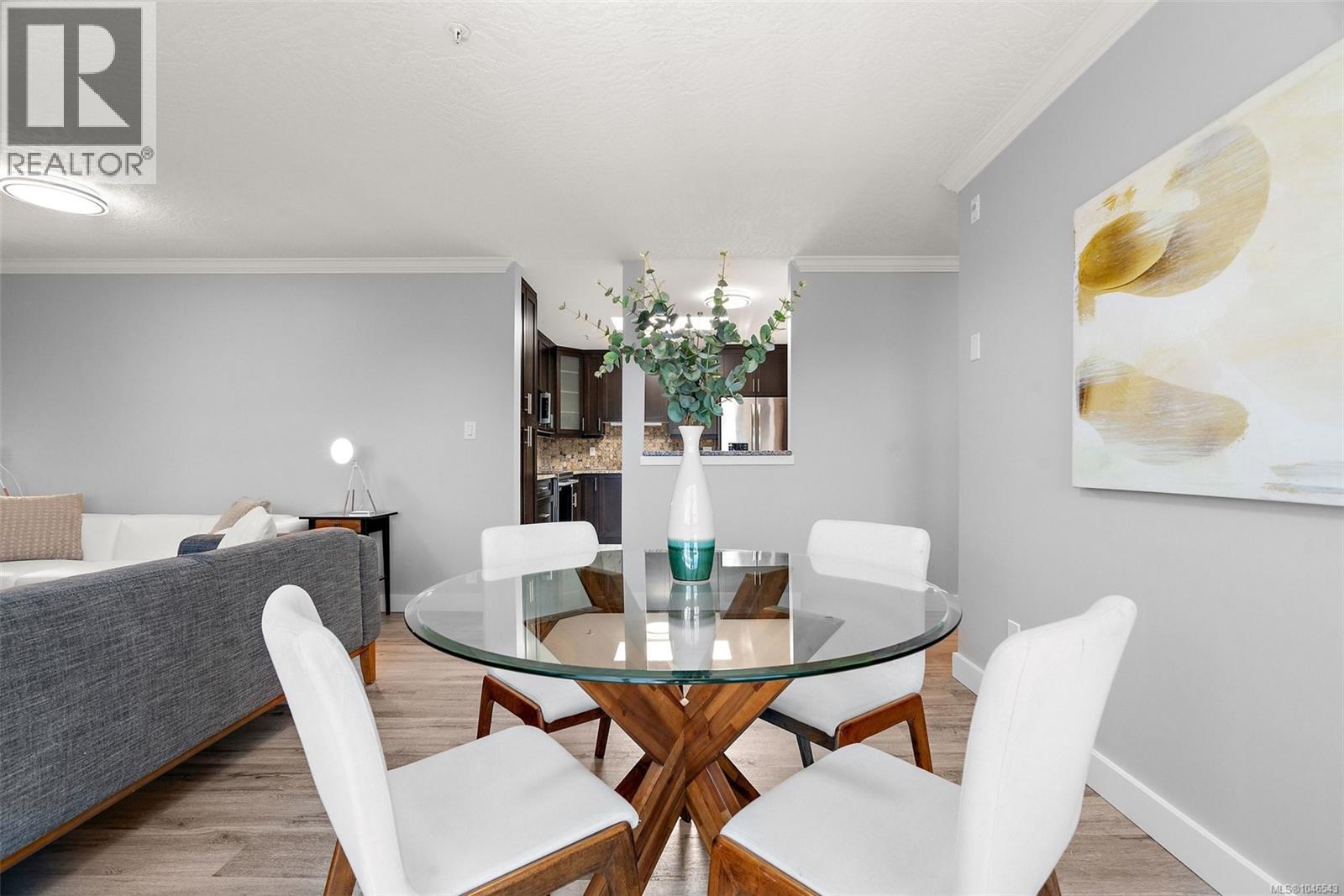 #302 7143 West Saanich Rd - 5
