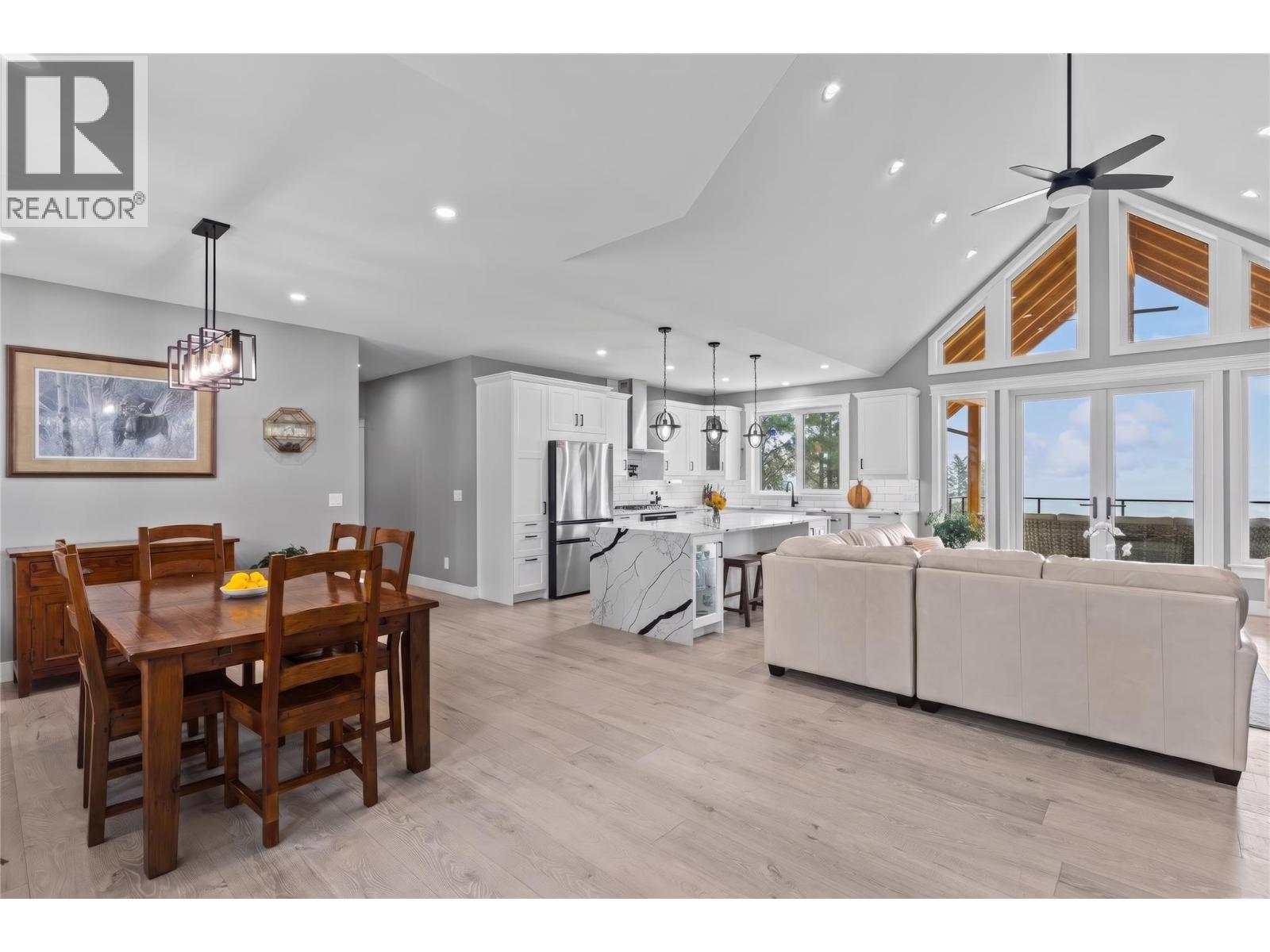 125 Falcon Place, Osoyoos