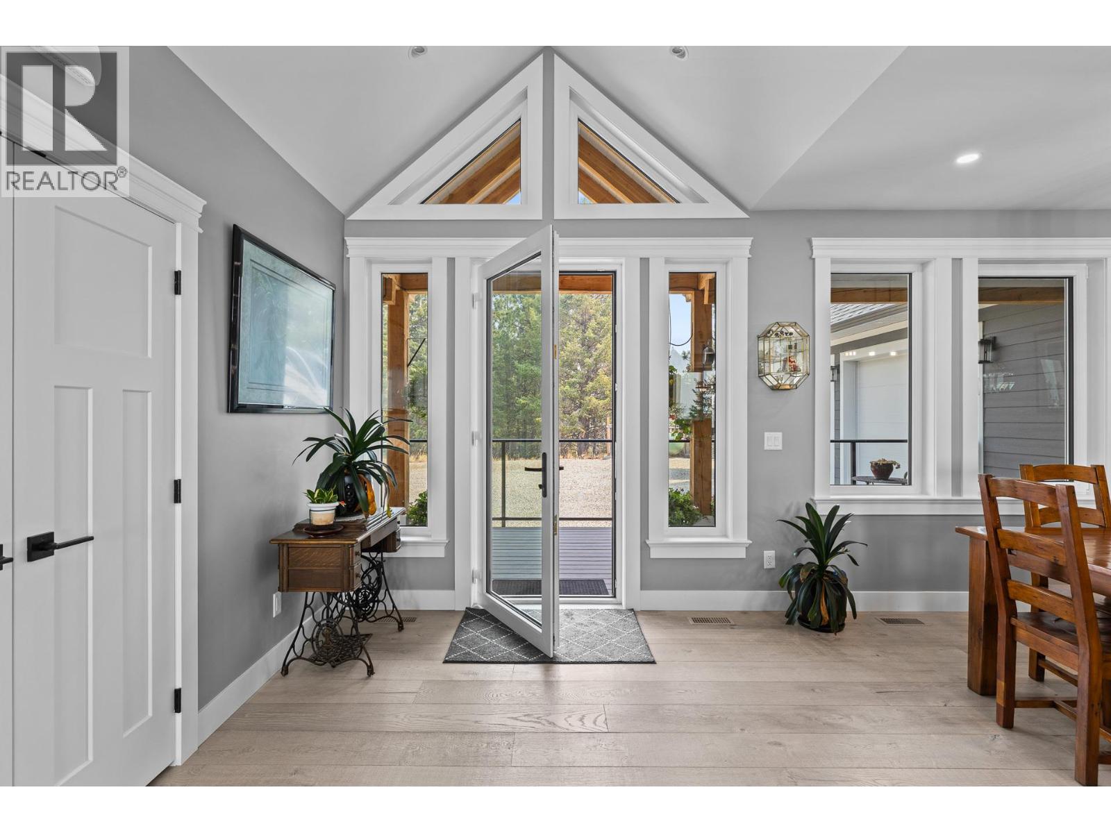 125 Falcon Place, Osoyoos