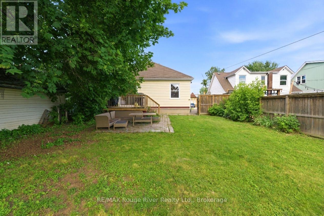 152 WILSON ROAD S - Image 32