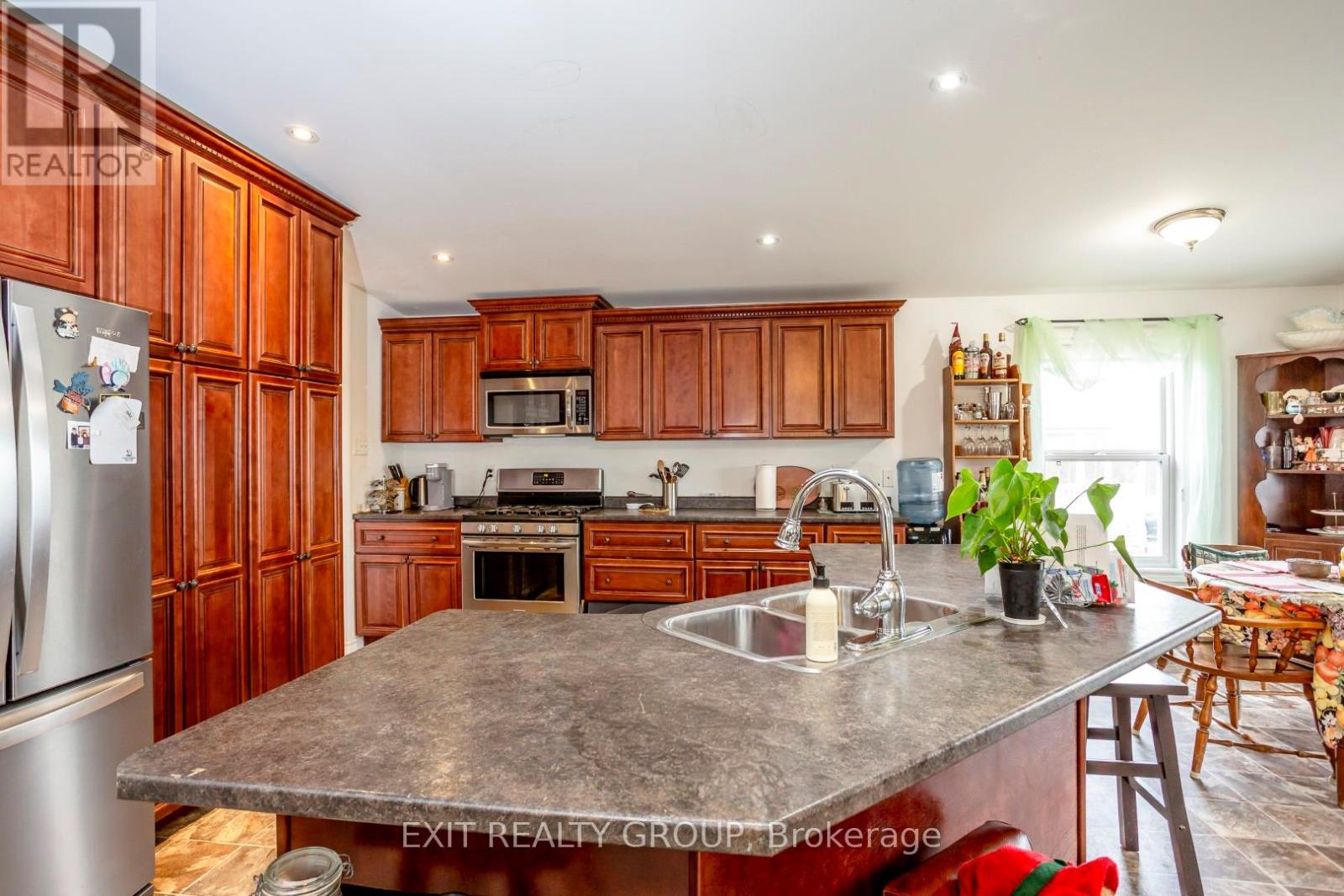 46-152 CONCESSION ROAD 11 W - 9
