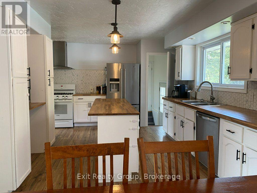 130 PETERSON STREET - Image 13