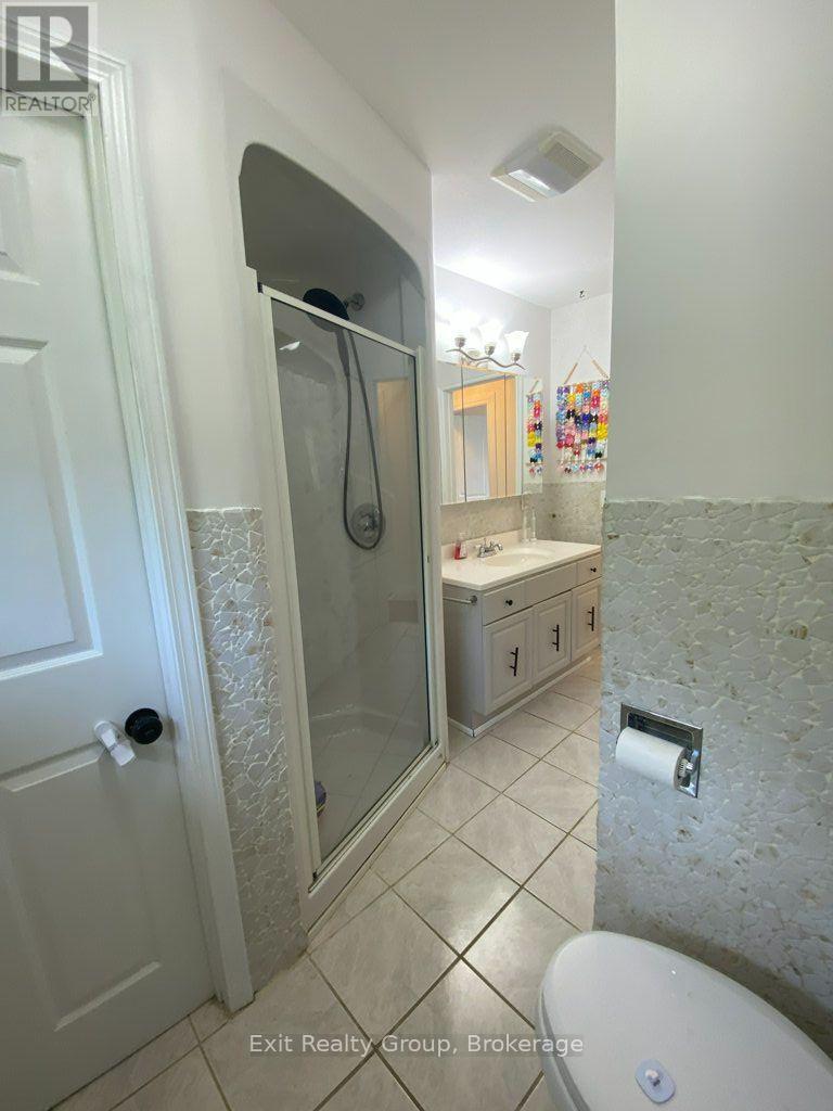 130 PETERSON STREET - Image 24