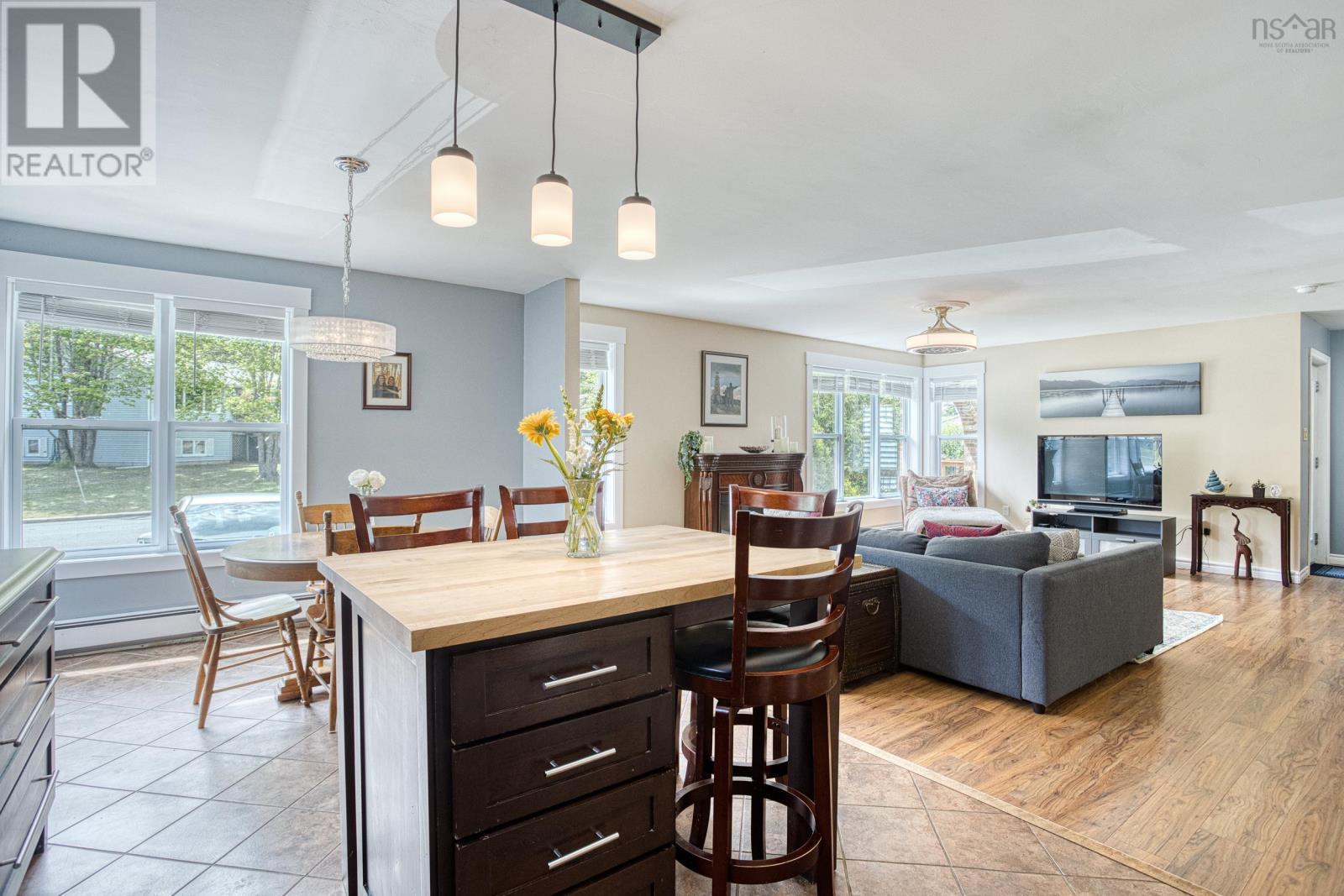 242 Beaver Bank Cross Road - 2