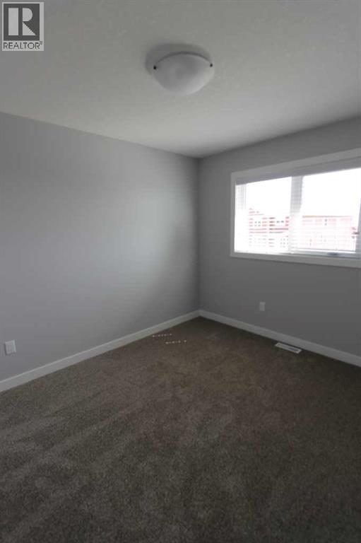 10315B 149 Avenue - 16