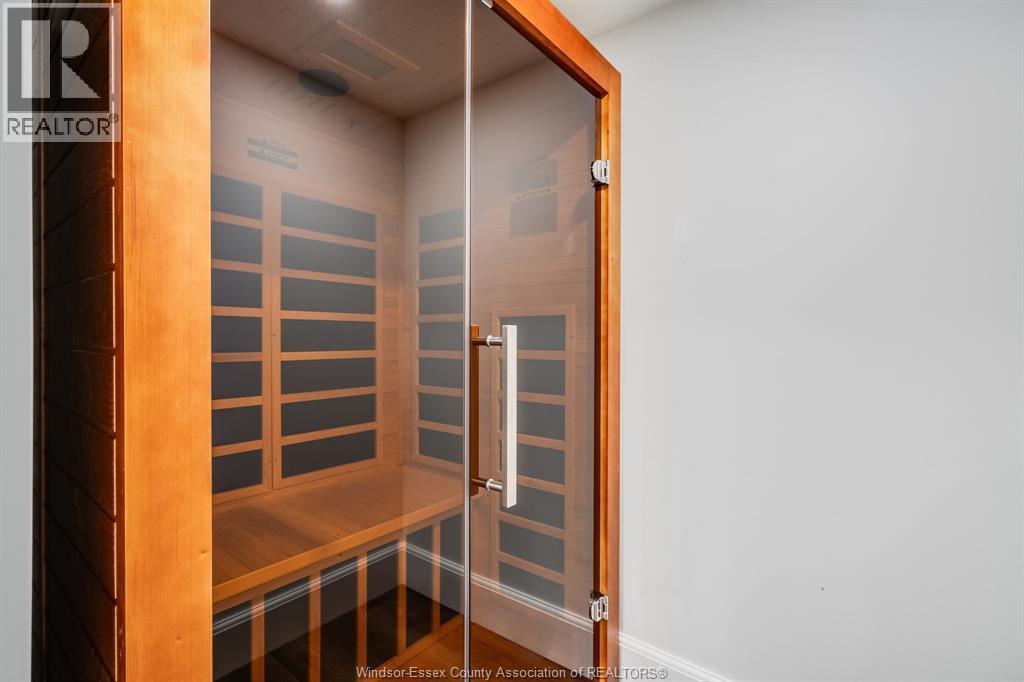 24 Bayshore - Image 36