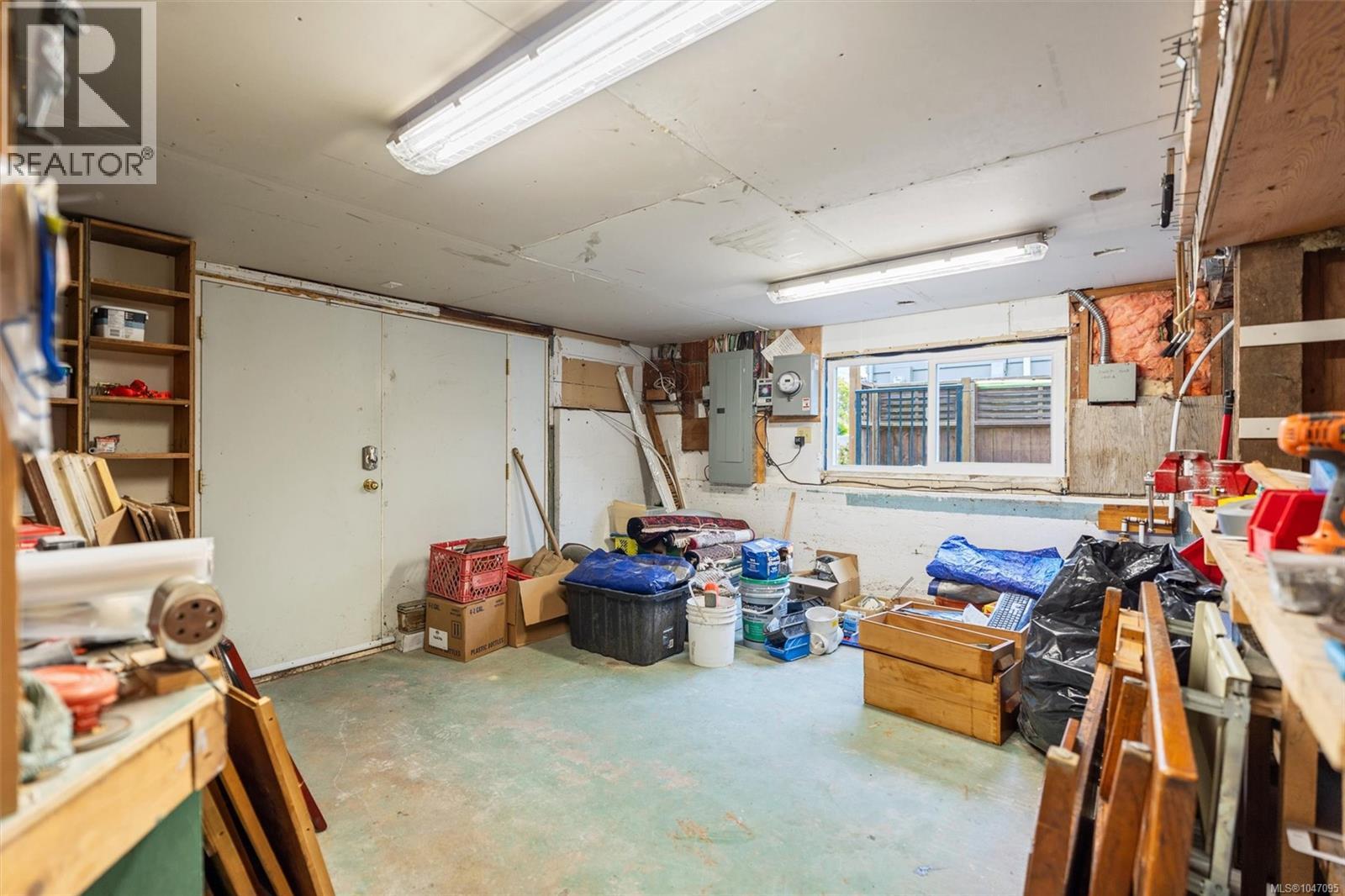  2758 Dunlevy Street, Oak Bay