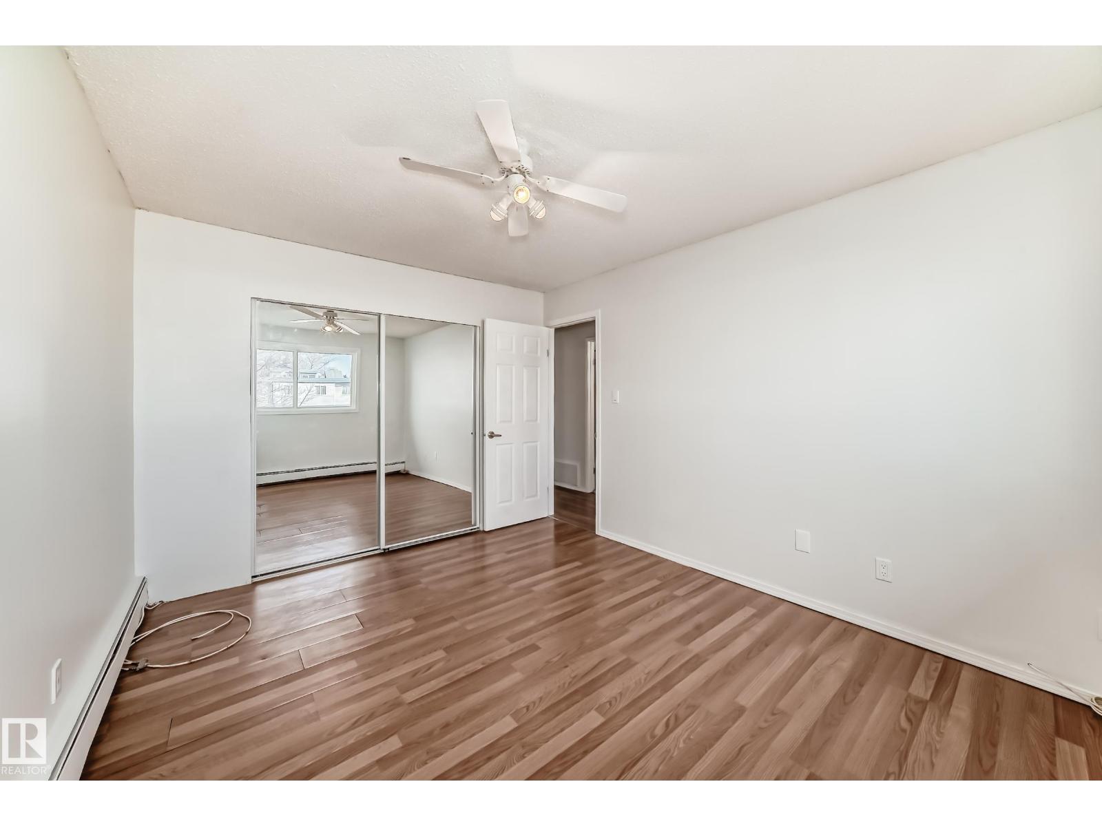 #18B 18305 89 AV NW - 25