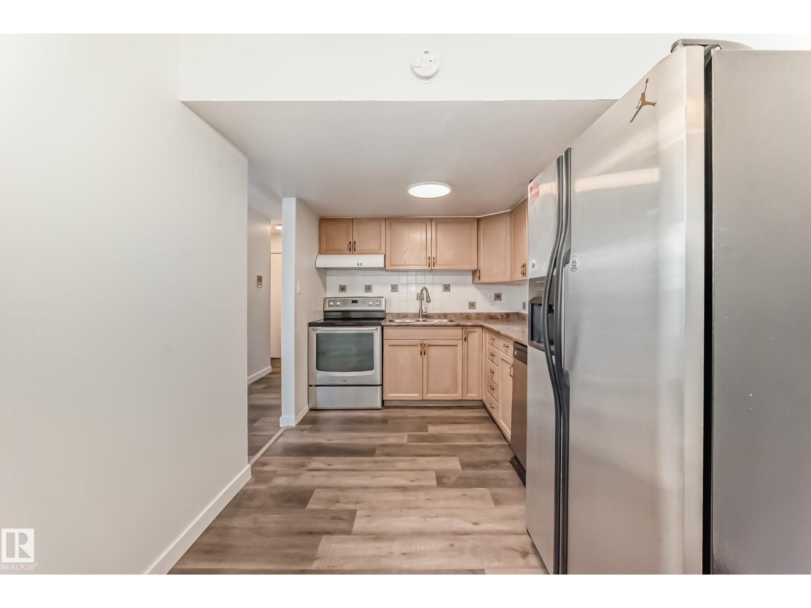 #18B 18305 89 AV NW - Image 8