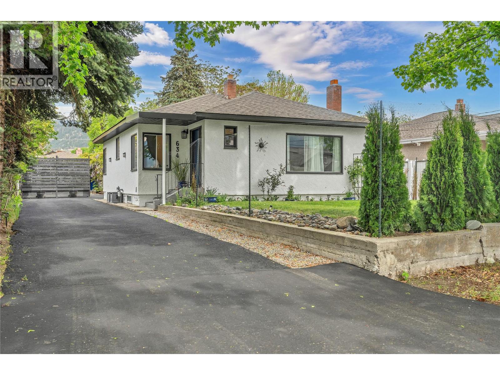 634 Latimer Street - 1