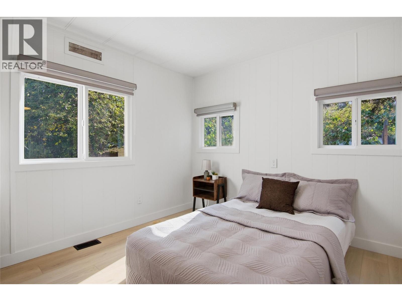 #11 4564 Summer Road - Image 13