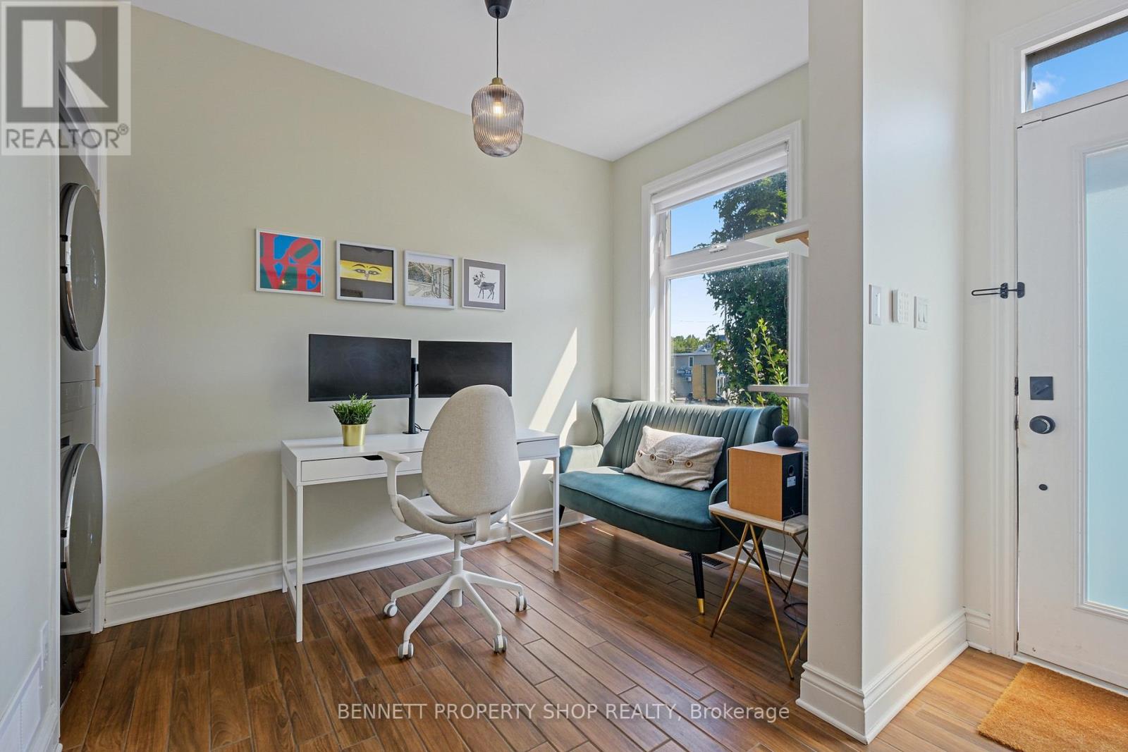2 Bed, 3 Bath House for Sale in Ottawa – 288 CAMBRIDGE STREET N, Ottawa – MLS# X13684340 - Image 11