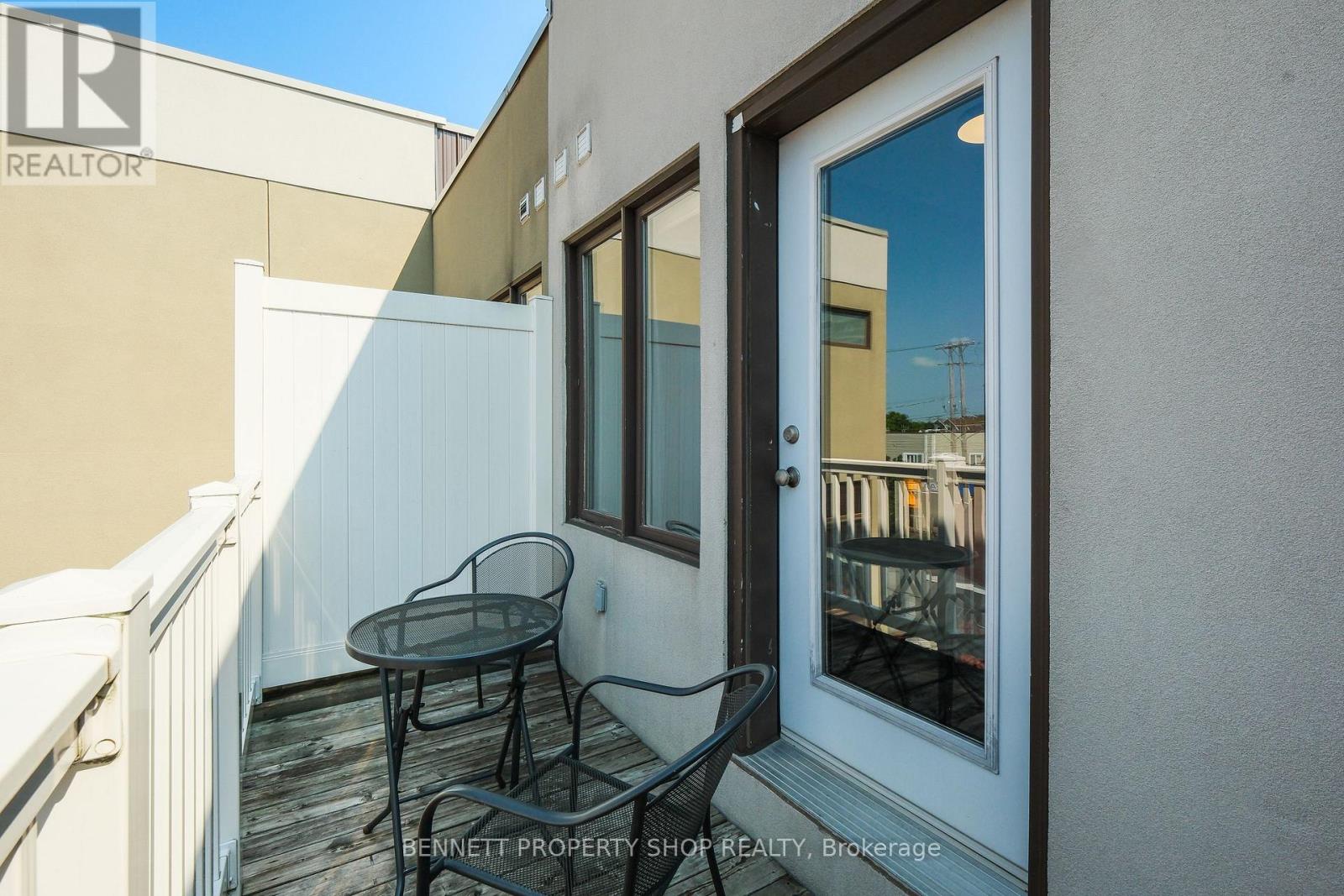 288 CAMBRIDGE STREET N - 12
