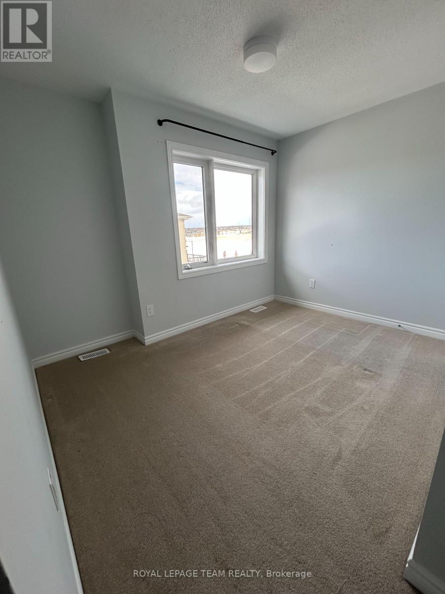3 Bed, 2 Bath House for Rent in Ottawa – 312 PILOT PRIVATE, Ottawa – MLS# X13684470 - Image 16