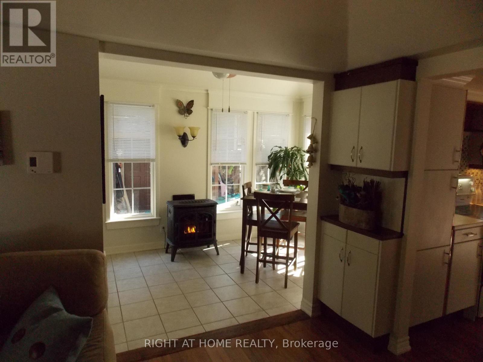 10 ROSEHILL DRIVE - 2