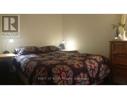 10 Rosehill Drive, Whitchurch Stouffville, ON L4A7X3 Photo 9