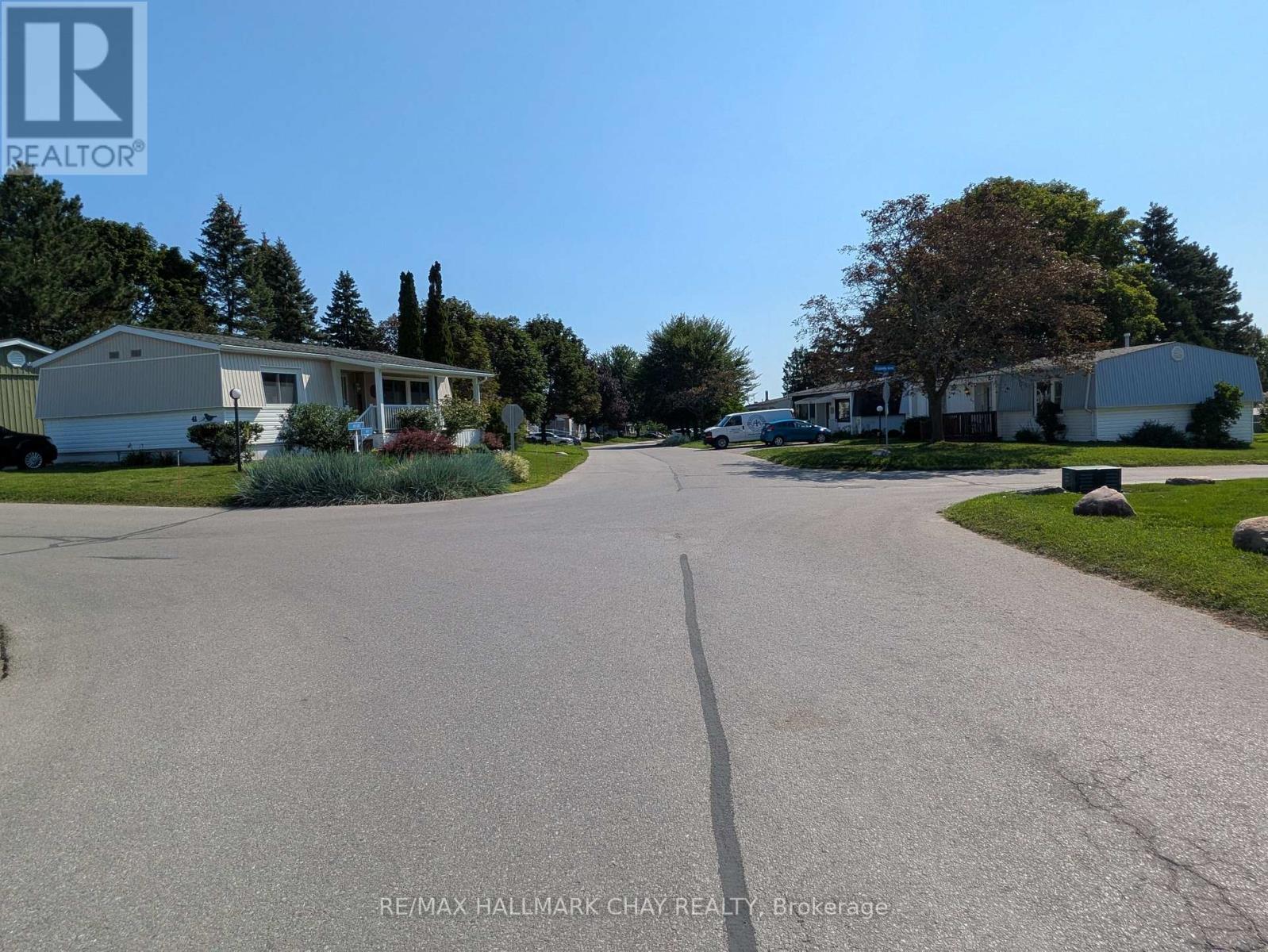 50 LINDEN LANE - Image 22