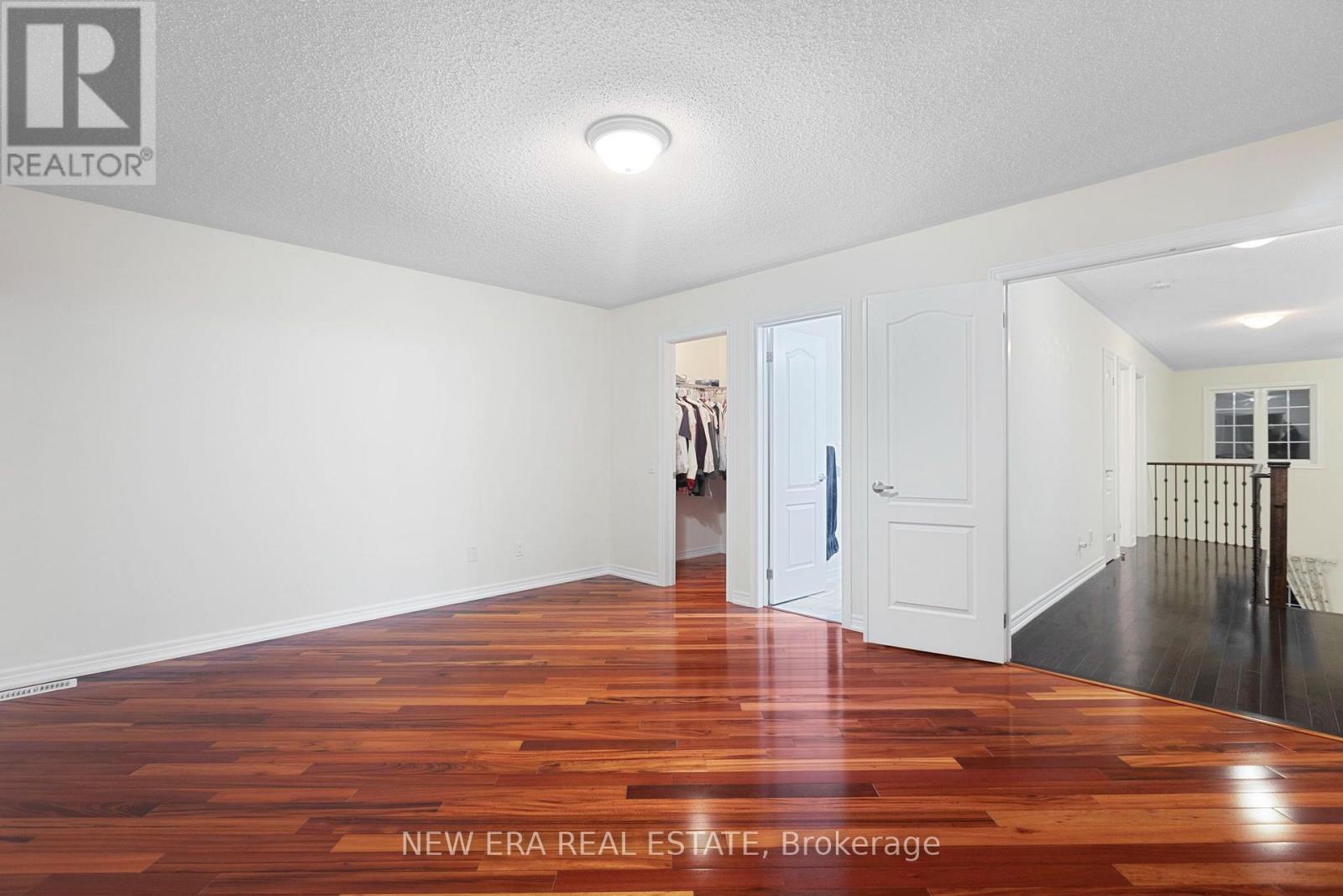 2 LADY VALENTINA AVENUE - Image 28