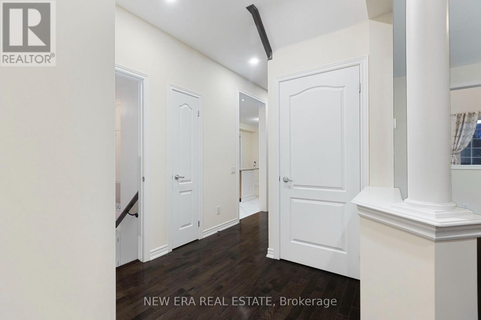 2 LADY VALENTINA AVENUE - Image 38