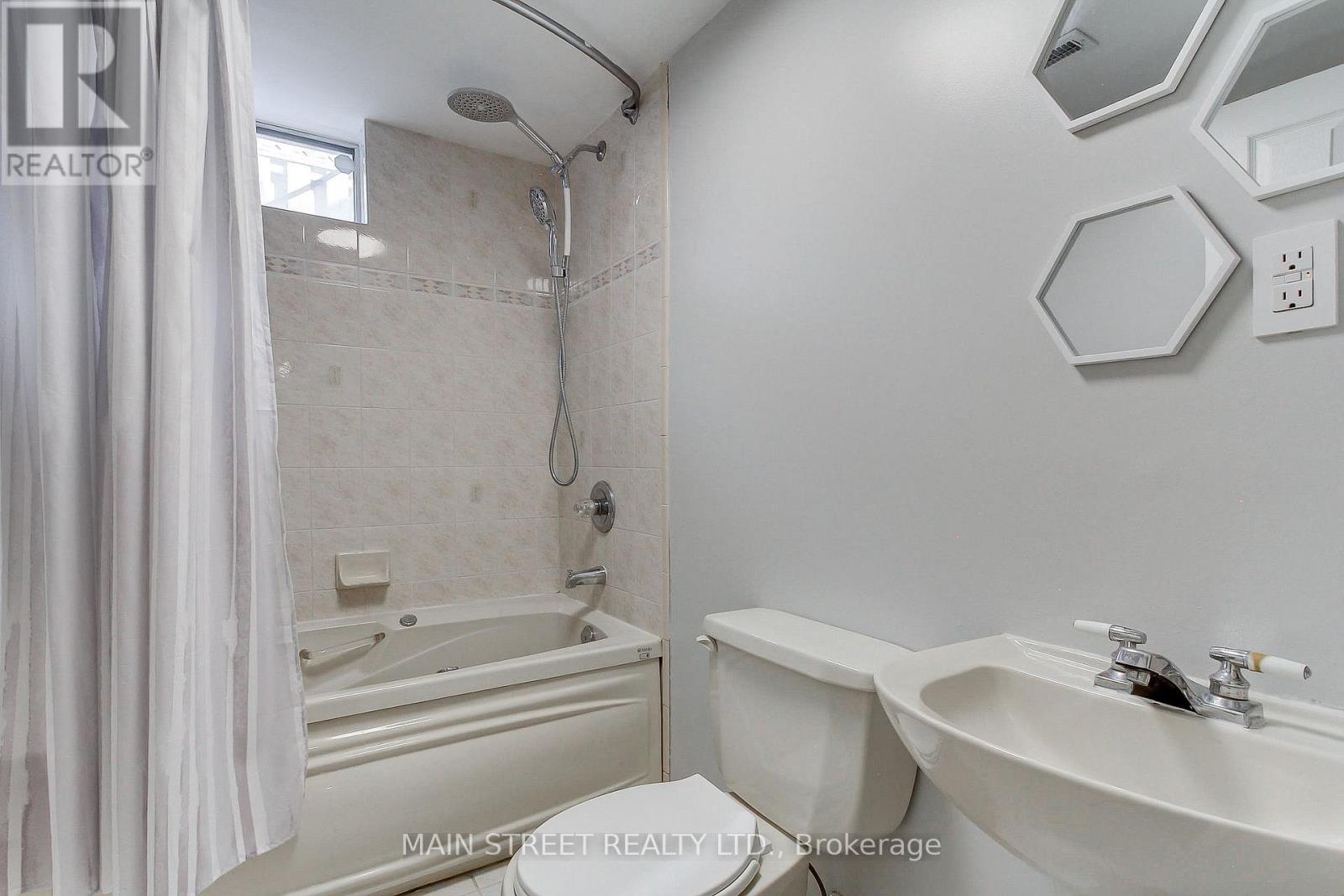 109 BISHOP DRIVE - Image 39