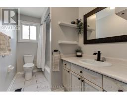 109 Bishop Drive, Barrie, ON L4N7P4 Photo 24